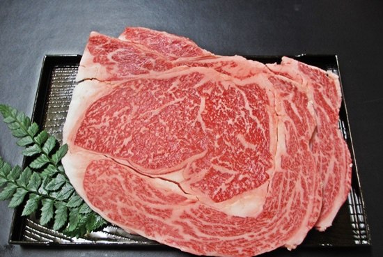 【返礼品:伊萬里牛マルシェの贈り物】佐賀県伊万里市の和牛