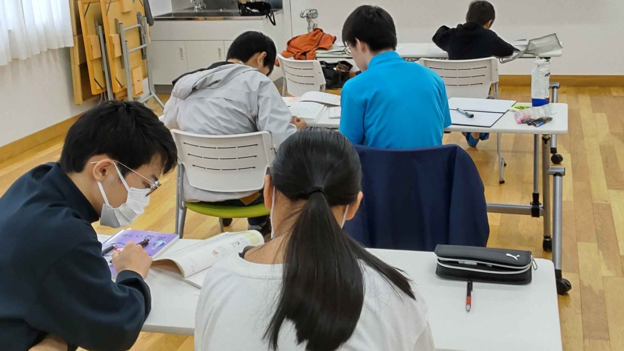 No.8 経済的に厳しい家庭のこどもたちの進路実現へ、あたたかいご支援を！