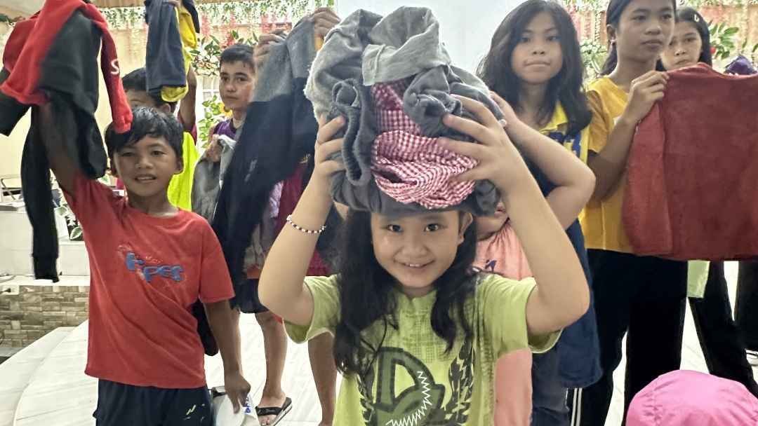 あなたの古着を、笑顔に変えよう♪