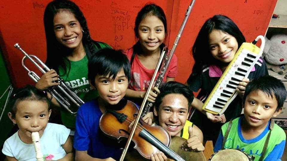 音楽で貧困から抜け出し、人生を変える子どもたちに、ご支援よろしくお願いいたします‼