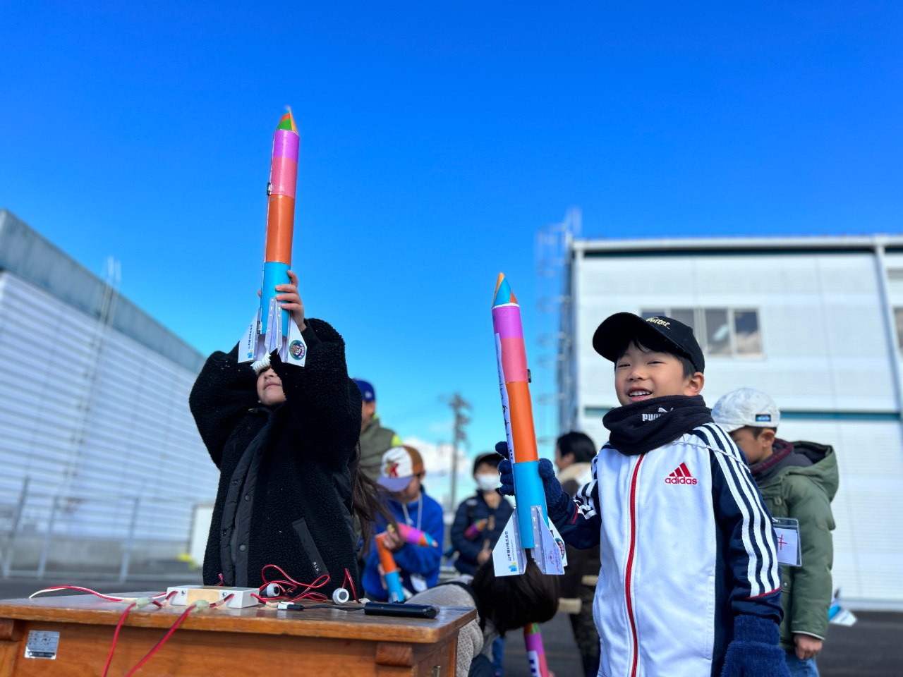 【12/22開催】飛行場でロケットを飛ばす感動！わくわく子どもロケット教室レポート
