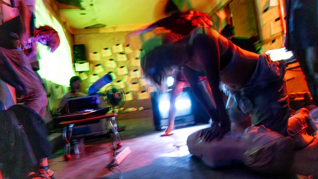 神戸・元町高架下にて多ジャンルの人が「やる」パフォーマンスプロジェクト