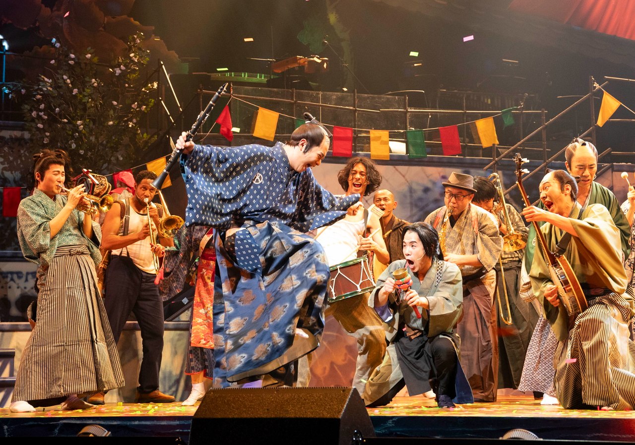 KAAT神奈川芸術劇場プロデュース ジャズ大名 公演写真