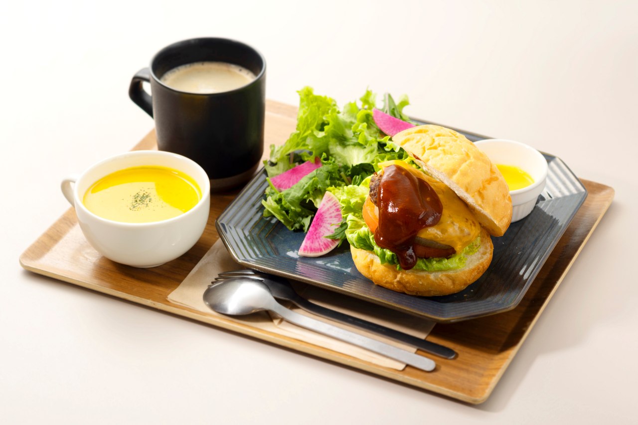 カフェで未来を応援！