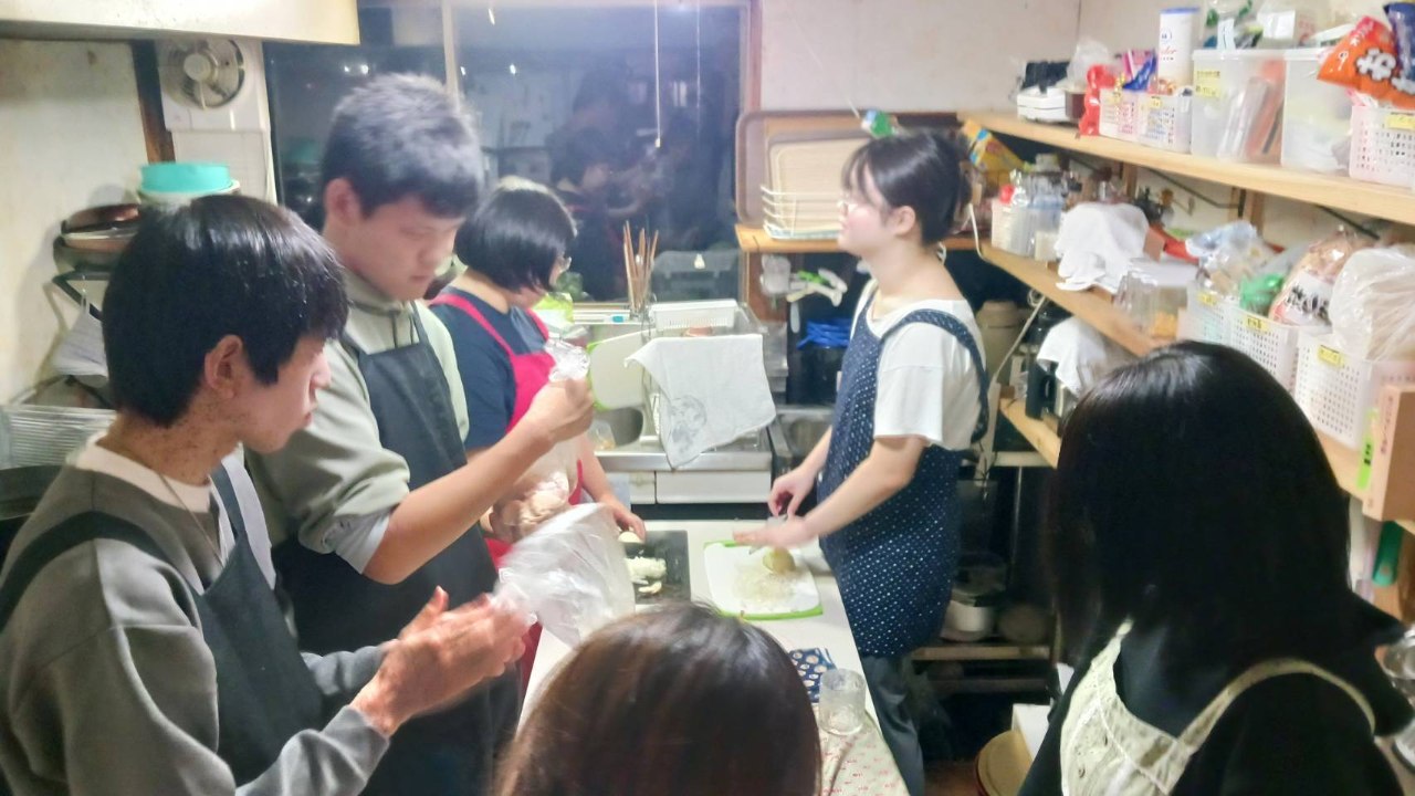 食事作りの様子