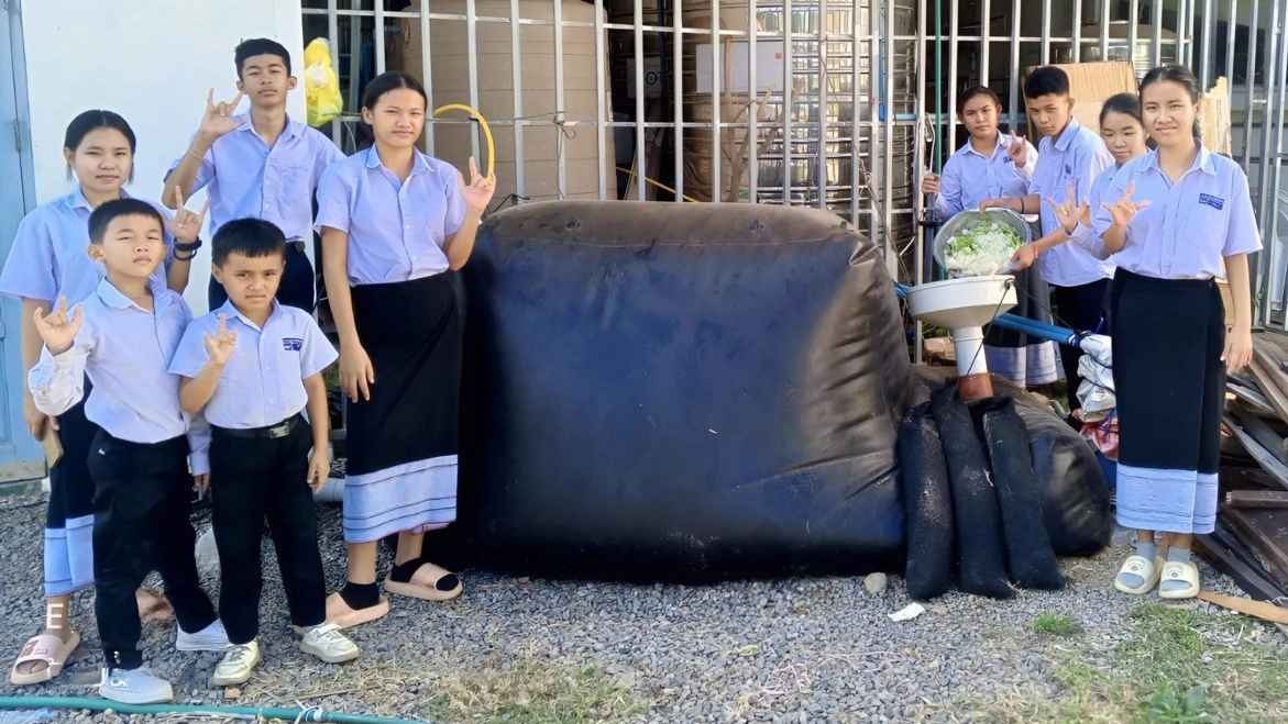 学校内リサイクルプロジェクト（ラオス）